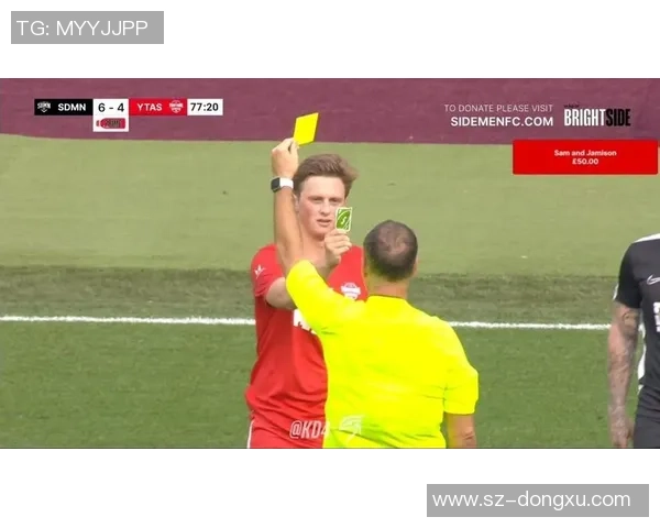 足球球星防守时的搞笑瞬间那些令人捧腹的奇葩动作与意外失误